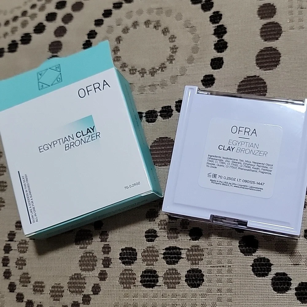 OFRA Cosmetics 3D Pyramid - Egyptian Clay Bronzer 7g